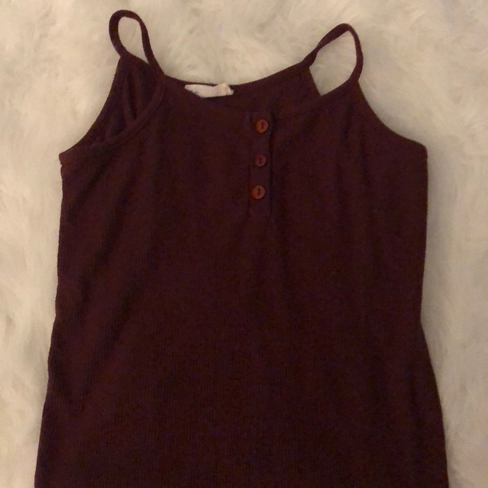 burgundy tank top